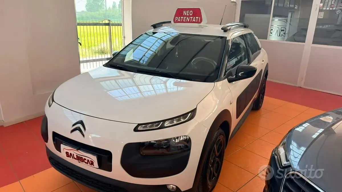 Usata Citroën C4 Feel 82 CV (60 kW) 2017 Bianco Berlina