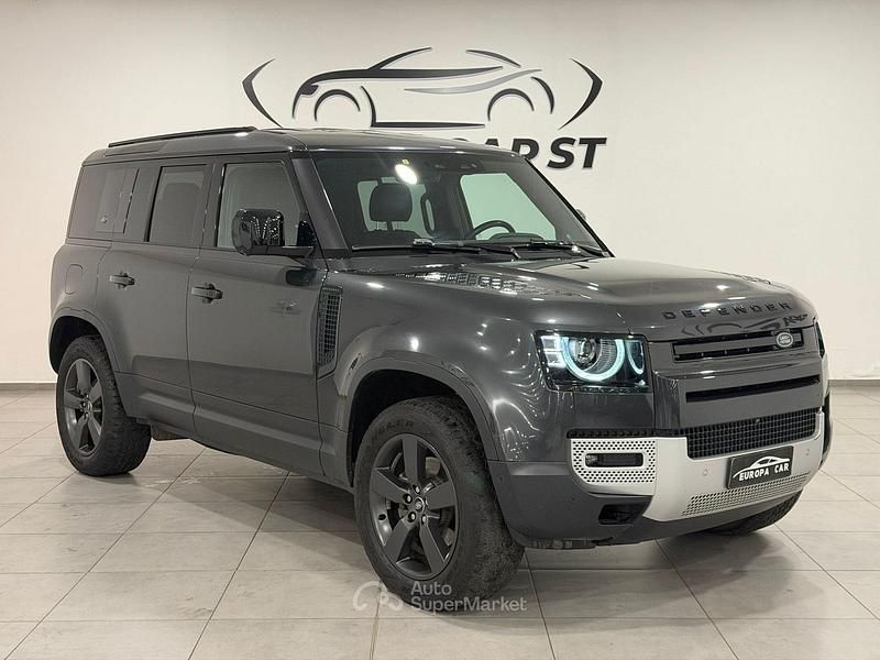 Usata Land Rover Defender SE Dynamic 200 CV (147 kW) 2023 Grigio SUV