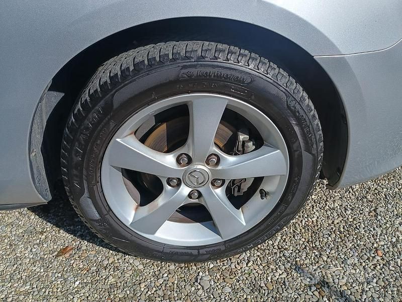 Usata Mazda 3 105 CV (77 kW) 2004 Grigio Berlina