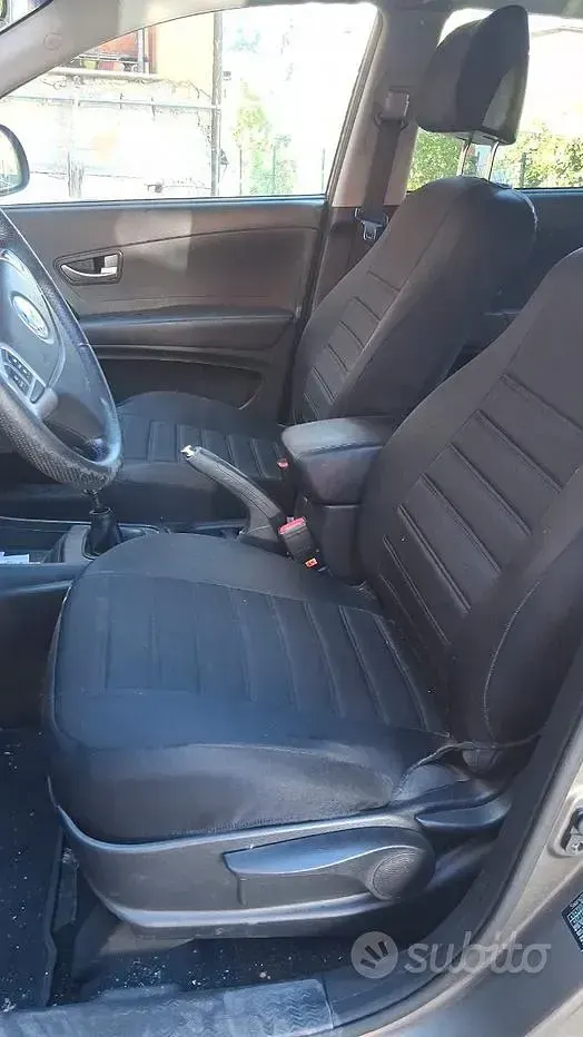 Usata SsangYong Korando 175 CV (128 kW) 2011 Grigio SUV
