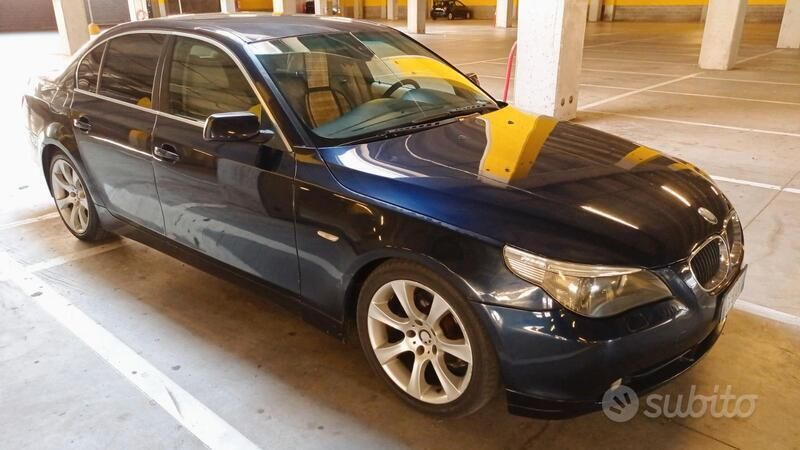 Usata 2003 BMW 525 Tre volumi | 5900 € (Buon prezzo) - Immagine 1/4