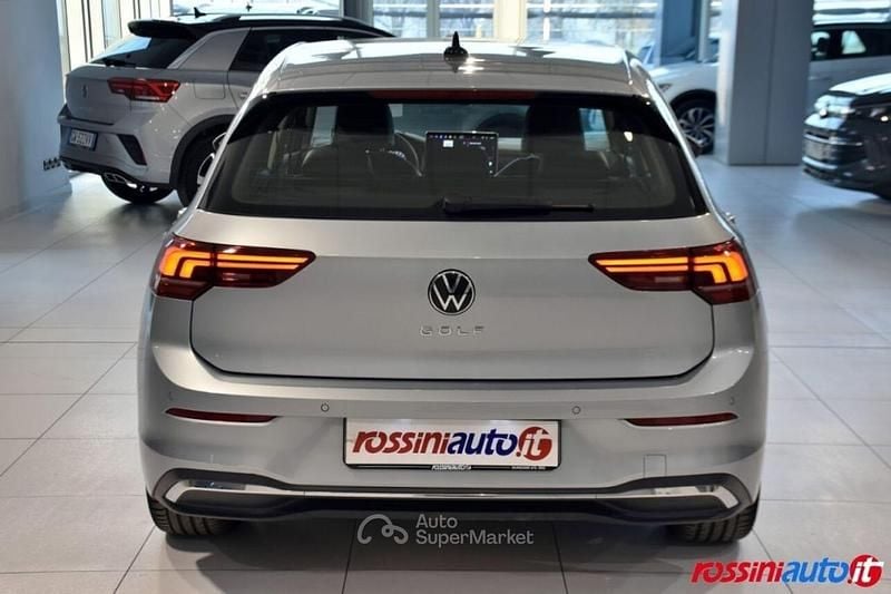 Usata VW Golf VIII Style 150 CV (110 kW) 2025 Argento Berlina