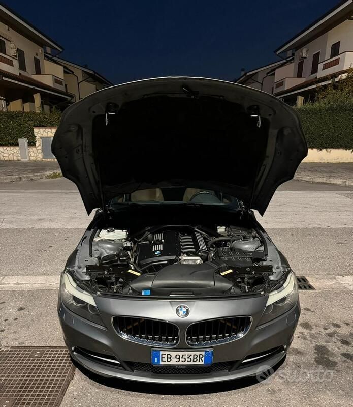 Usata BMW Z4 204 CV (150 kW) 2010 Grigio Cabrio