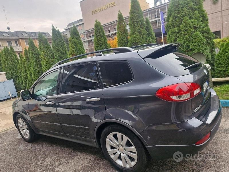 Usata Subaru Tribeca 2008 Grigio SUV
