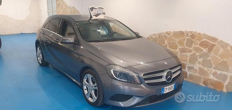 Usata Mercedes A200 2012 Grigio Berlina