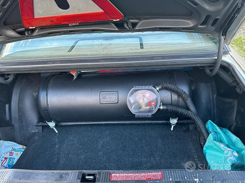 Usata Mercedes 190 1988 Grigio Berlina