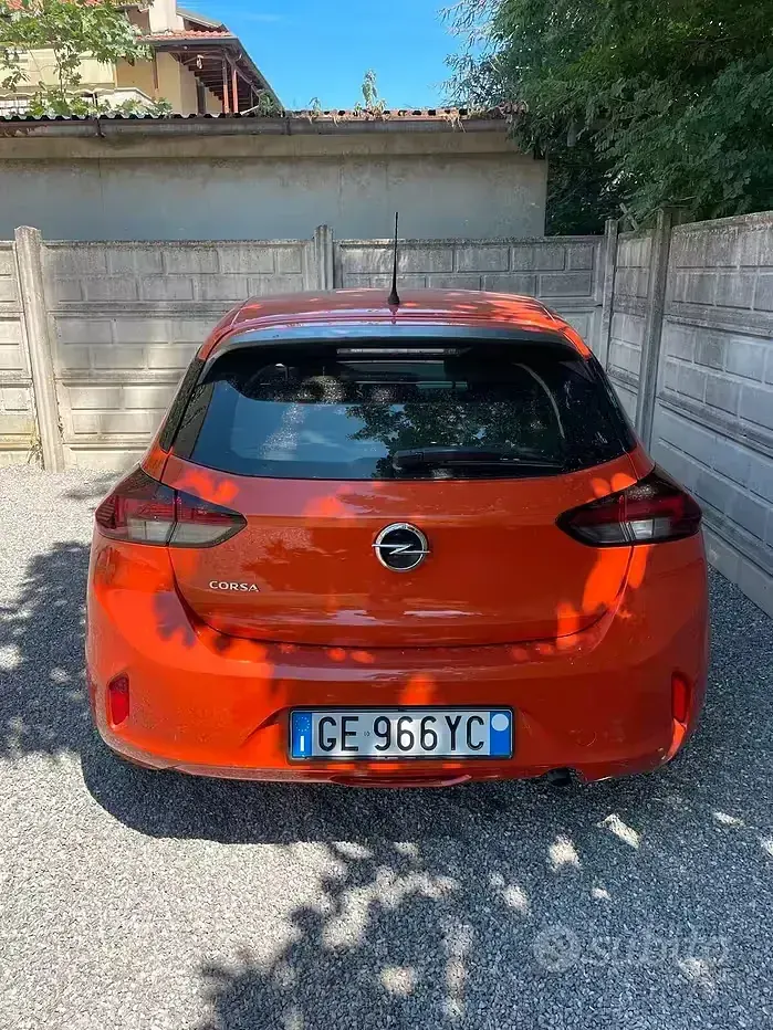 Usata Opel Corsa 75 CV (55 kW) 2021 Arancione Utilitaria