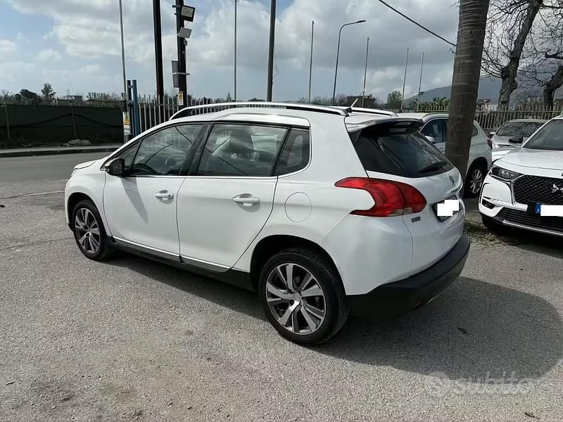 Usata Peugeot 2008 92 CV (67 kW) 2014 Bianco SUV