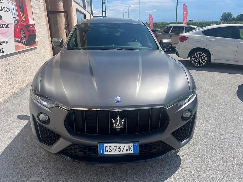 Usata Maserati Levante 350 CV (257 kW) 2019 Grigio SUV