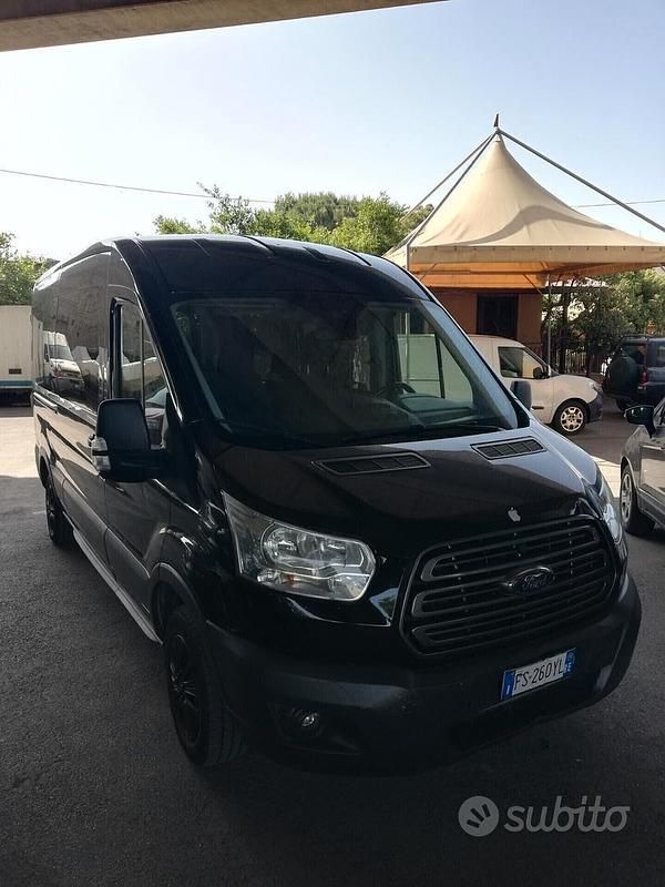 Usata Ford Transit Titanium 136 CV (100 kW) 2019 Nero Station wagon