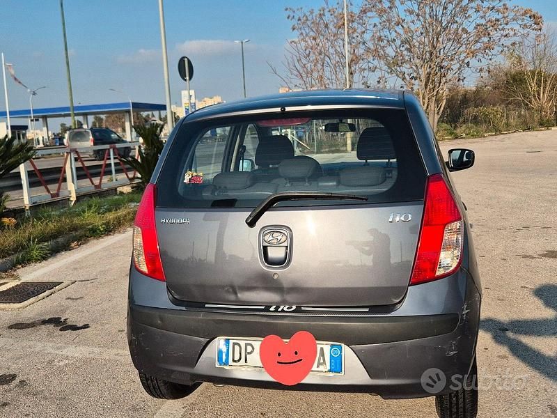 Usata Hyundai i10 65 CV (47 kW) 2009 Grigio Utilitaria