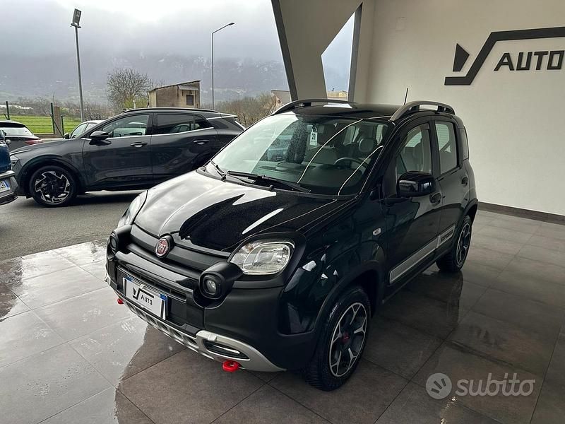 Usata Fiat Panda Cross Cross 86 CV (63 kW) 2022 Nero cinema Utilitaria