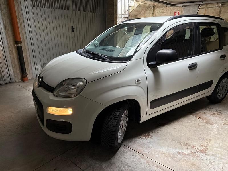 Usata Fiat Panda 69 CV (50 kW) 2015 Bianco Utilitaria
