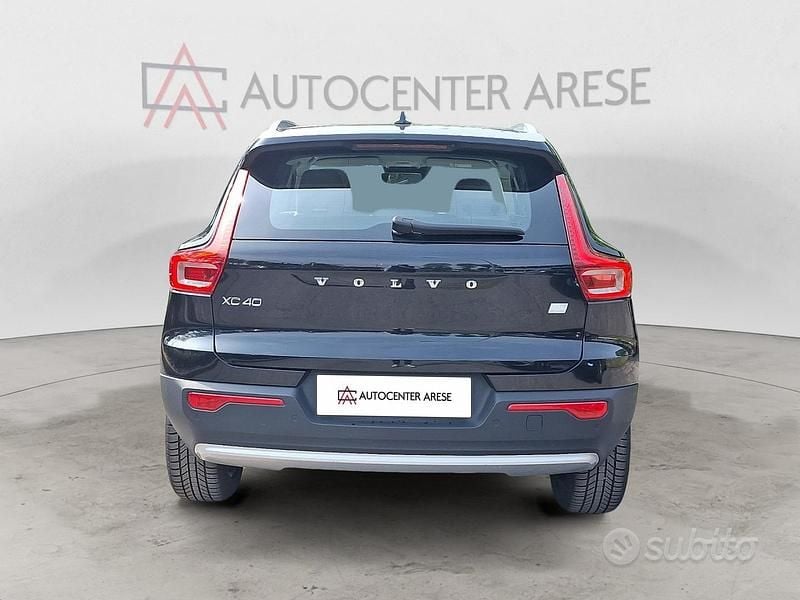 Usata Volvo XC40 Plus 179 CV (131 kW) 2022 Nero SUV