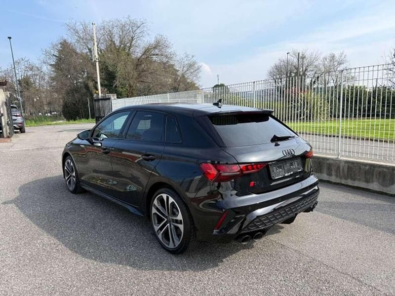 Usata Audi S3 Ambiente 333 CV (244 kW) 2024 Nero mito metallizzato Berlina