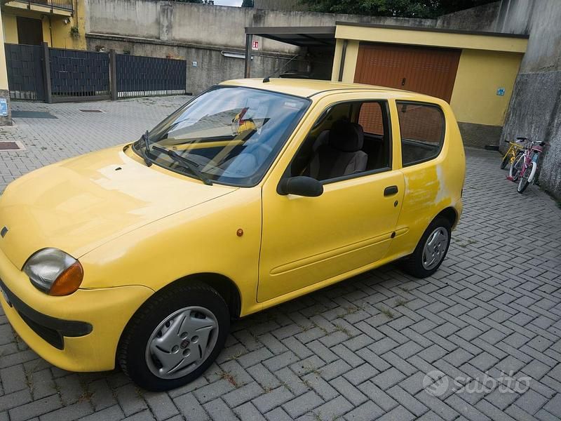 Usata Fiat 600 2000 Giallo Berlina