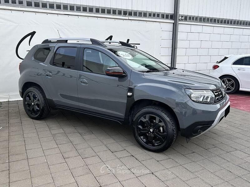 Usata Dacia Duster Extreme 101 CV (74 kW) 2023 Gray Berlina