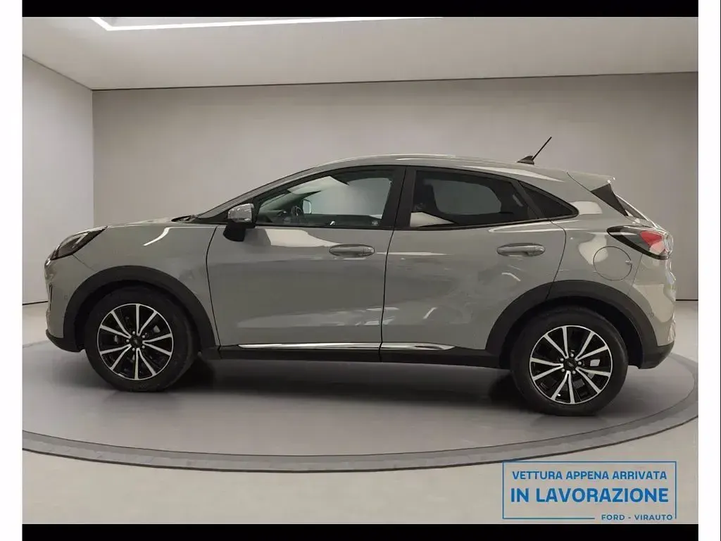 Usata Ford Puma Titanium 125 CV (91 kW) 2023 Grey matter SUV