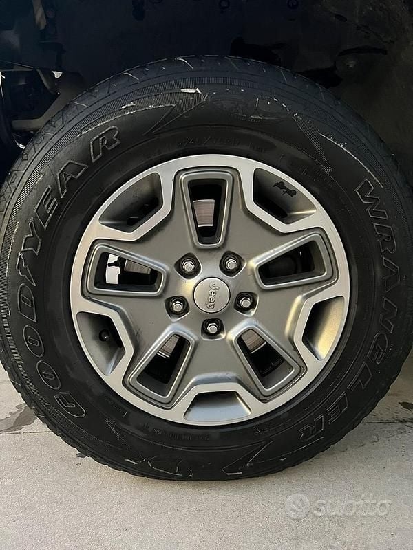 Usata Jeep Wrangler Rubicon 2014 Bianco SUV