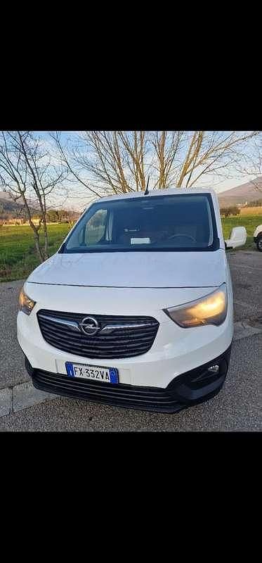 Usata Opel Combo 101 CV (74 kW) 2019 Bianco Furgone