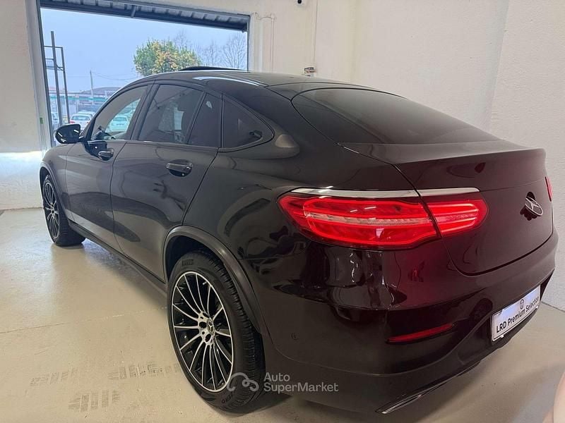 Usata Mercedes GLC43 AMG Premium 204 CV (150 kW) 2017 Nero Coupé