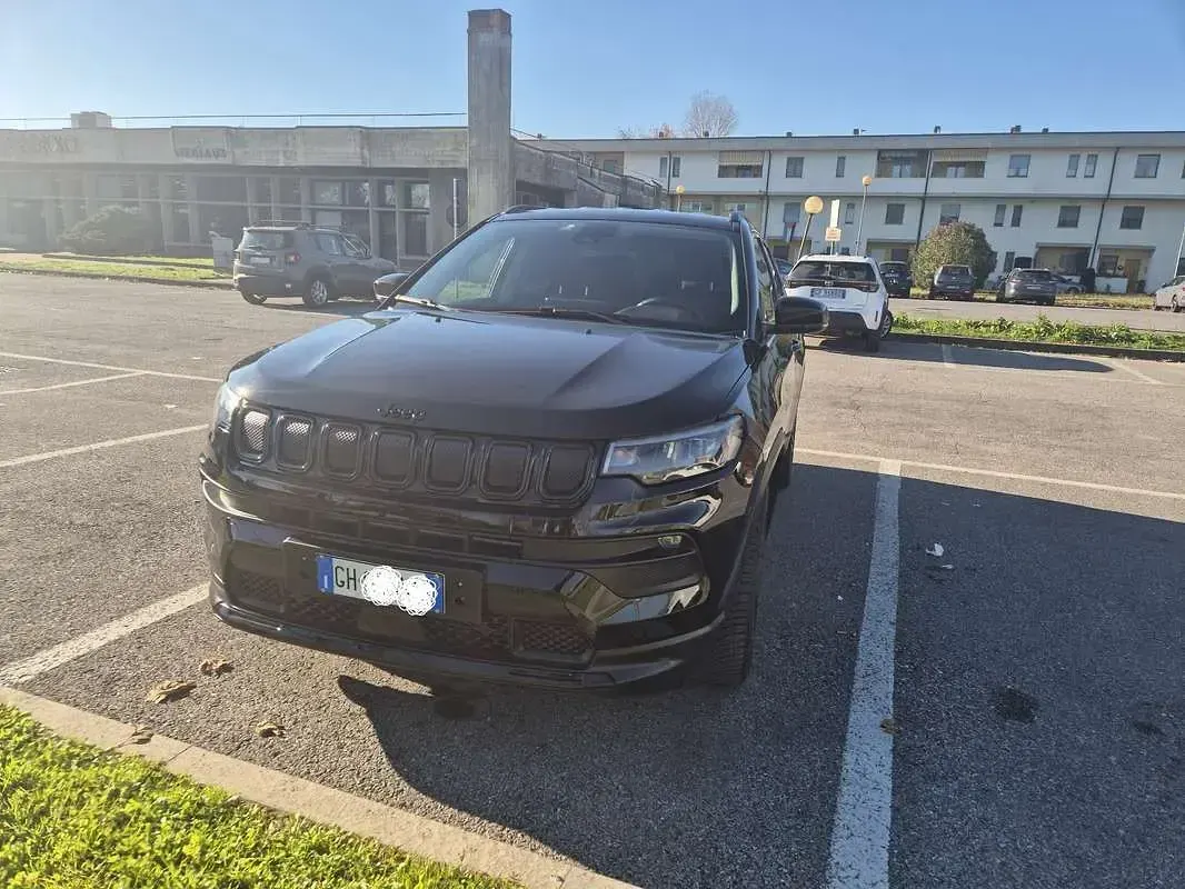 Usata Jeep Compass Night Eagle 131 CV (96 kW) 2022 SUV