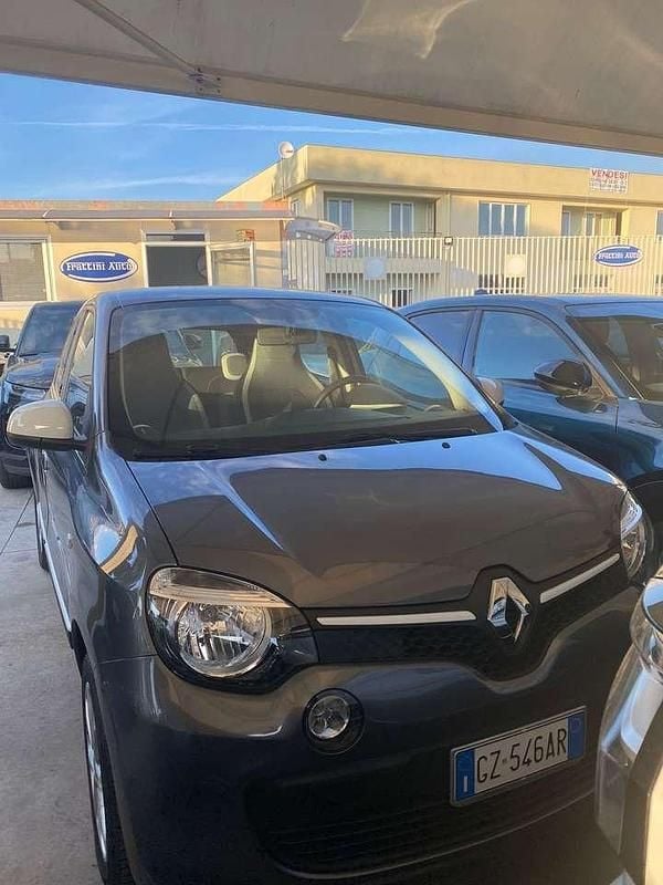Usata Renault Twingo 90 CV (66 kW) 2025 Grigio Utilitaria