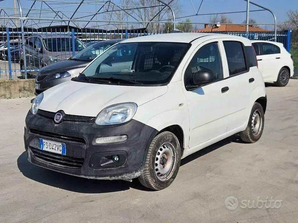Usata Fiat Panda Pop 69 CV (50 kW) 2018 Bianco Utilitaria