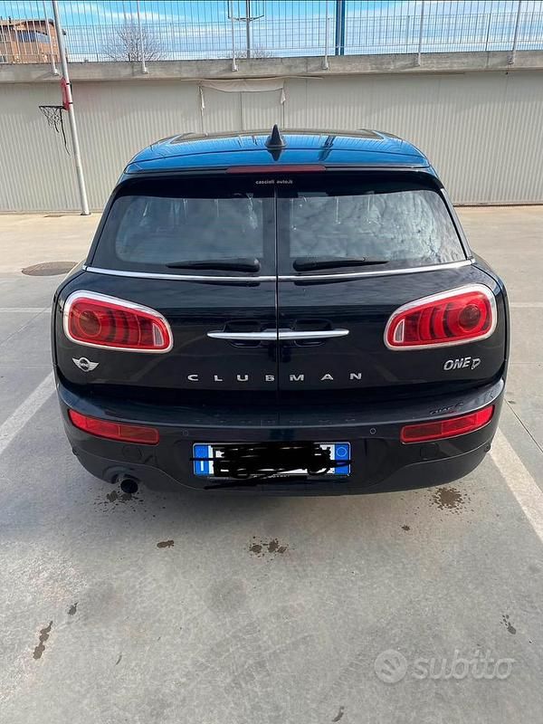 Usata Mini One D Clubman 116 CV (85 kW) 2017 Nero Station wagon