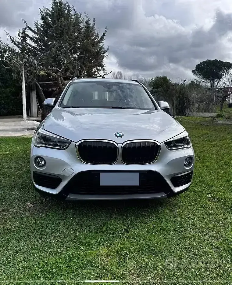Usata BMW X1 150 CV (110 kW) 2018 Grigio SUV
