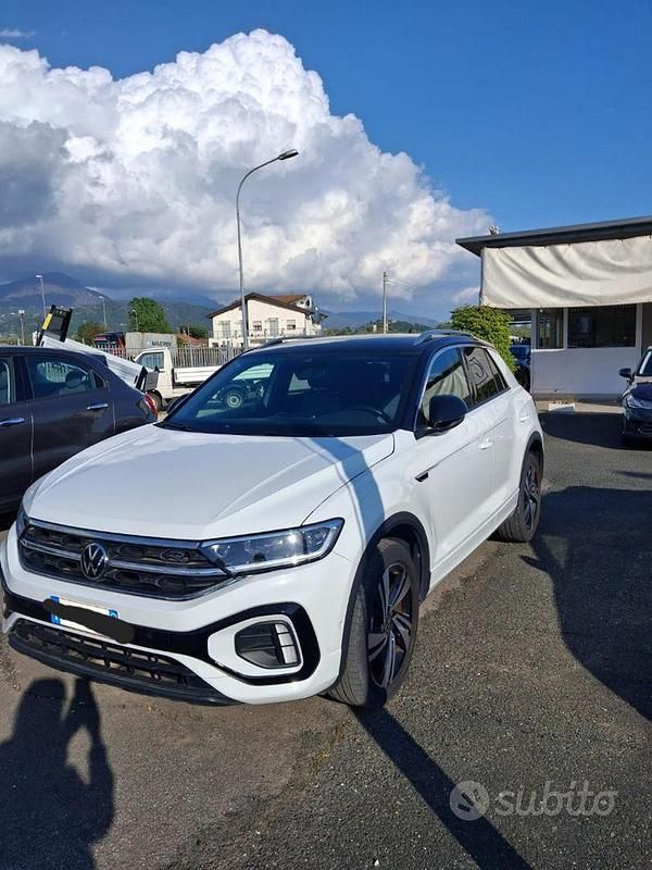 Usata VW T-Roc R-line 110 CV (80 kW) 2023 Bianco SUV