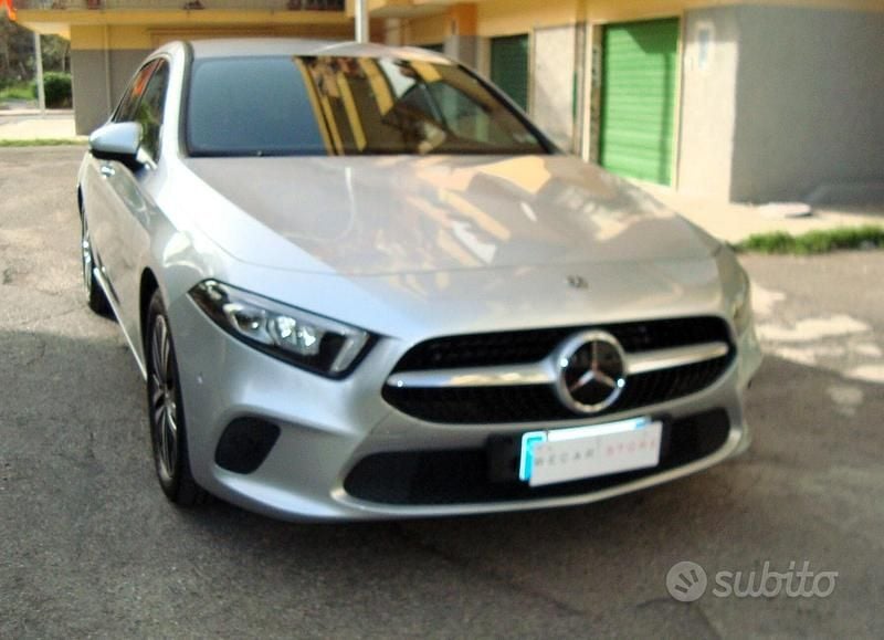 Usata Mercedes A220 190 CV (139 kW) 2019 Grigio Berlina