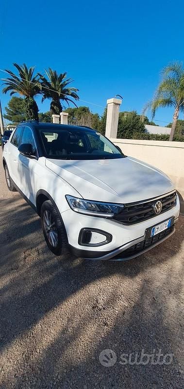 Usata VW T-Roc Style 110 CV (80 kW) 2022 Bianco SUV