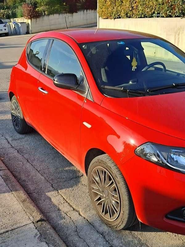 Usata Lancia Ypsilon S 69 CV (50 kW) 2022 Utilitaria