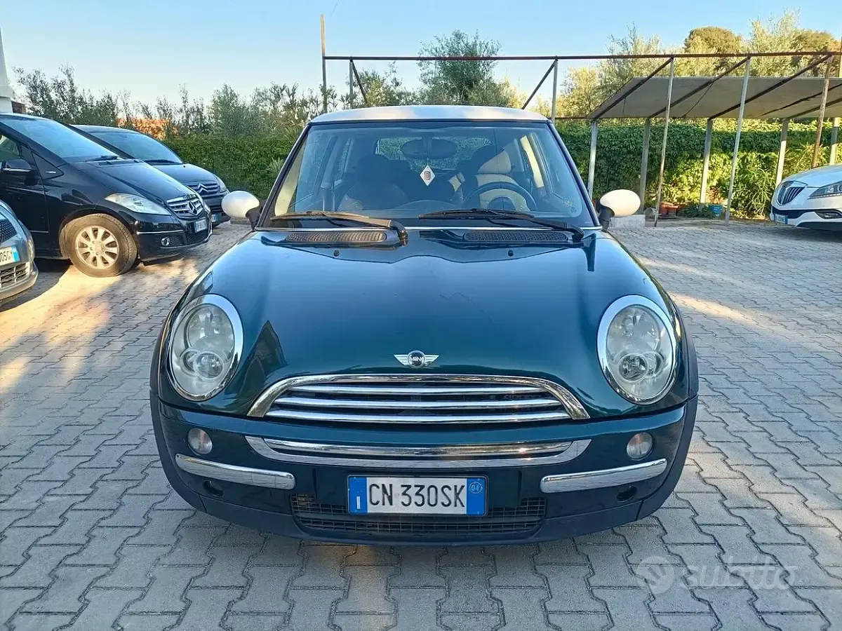 Usata Mini One D 75 CV (55 kW) 2004 Verde Utilitaria