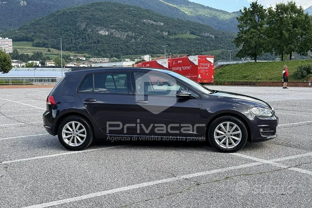 Usata VW Golf VII Comfortline 110 CV (80 kW) 2015 Nero Utilitaria