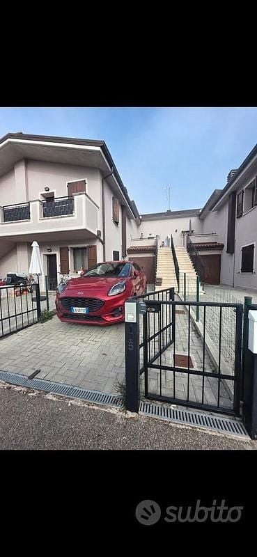 Usata Ford Puma ST-Line X 2020 Rosso SUV