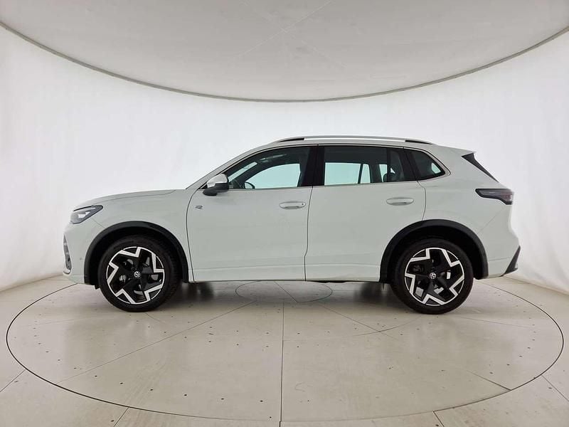 Usata VW Tiguan R-line 193 CV (141 kW) 2025 Bianco SUV