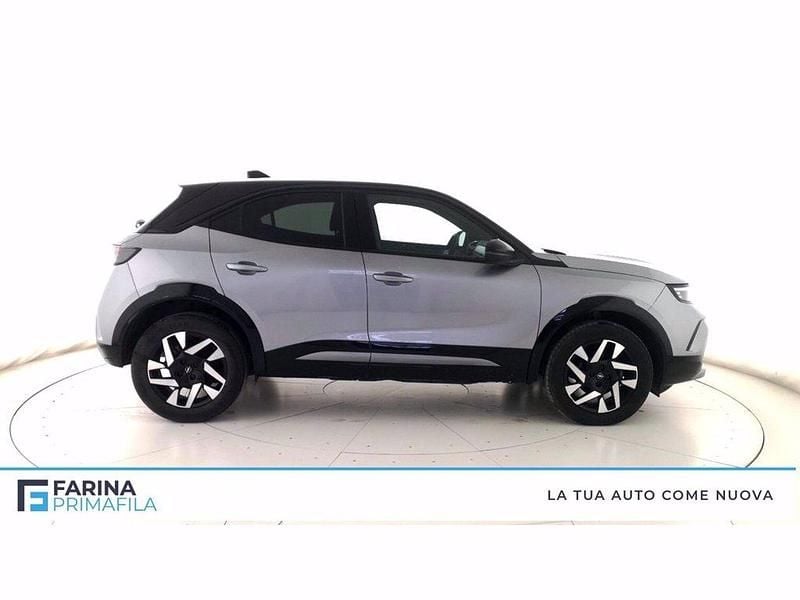 Usata Opel Mokka S 131 CV (96 kW) 2025 Grigio chiaro/tetto nero SUV