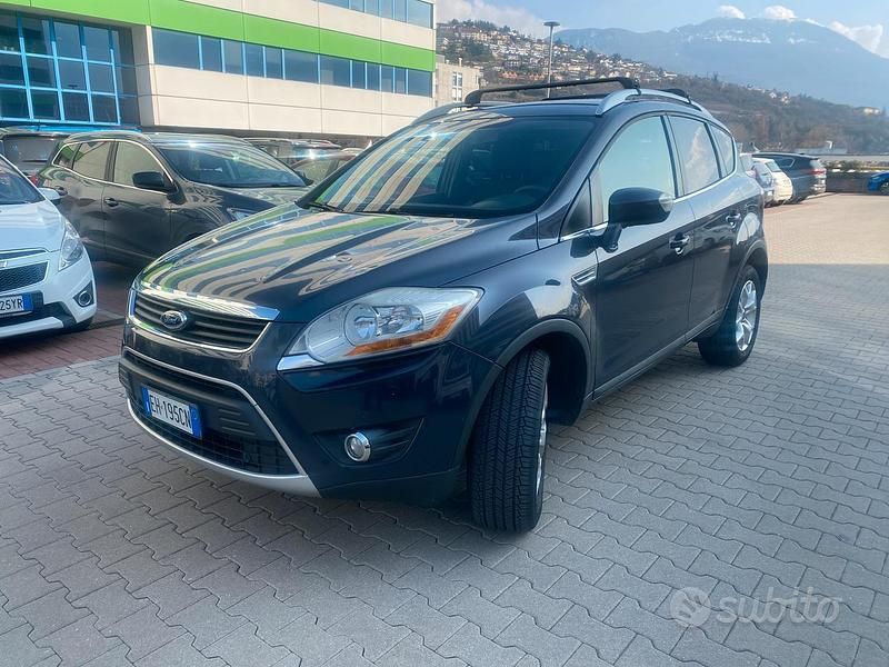 Usata Ford Kuga Trend 140 CV (102 kW) 2011 Blu SUV
