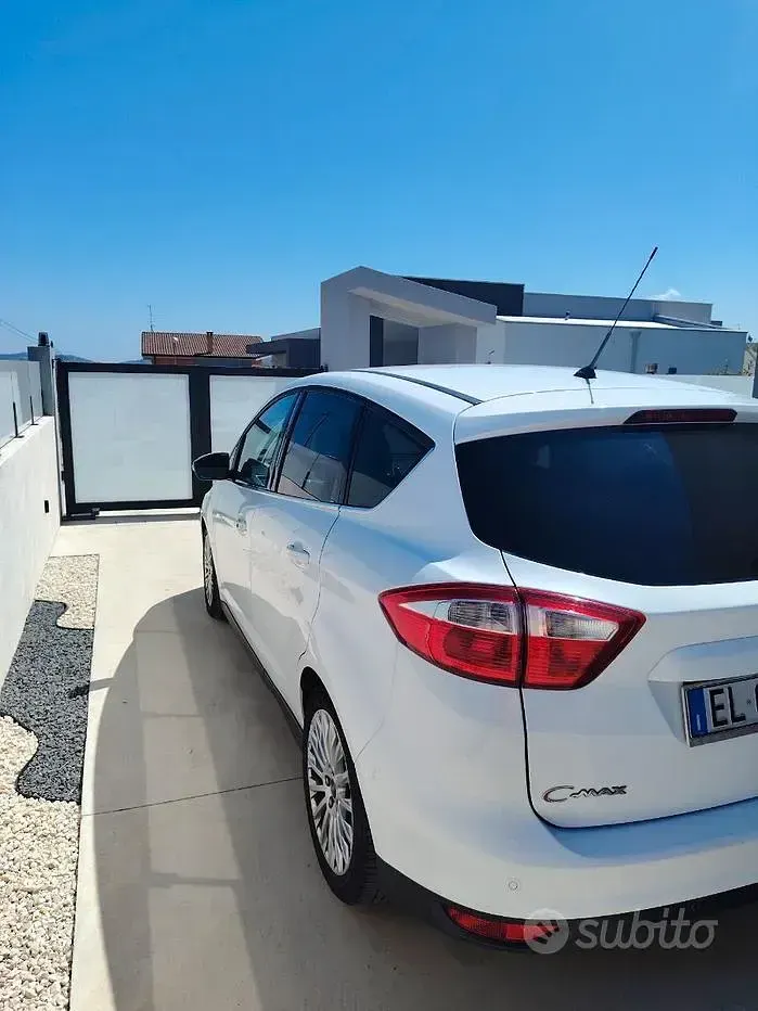 Usata Ford C-MAX Titanium 115 CV (84 kW) 2012 Bianco Monovolume