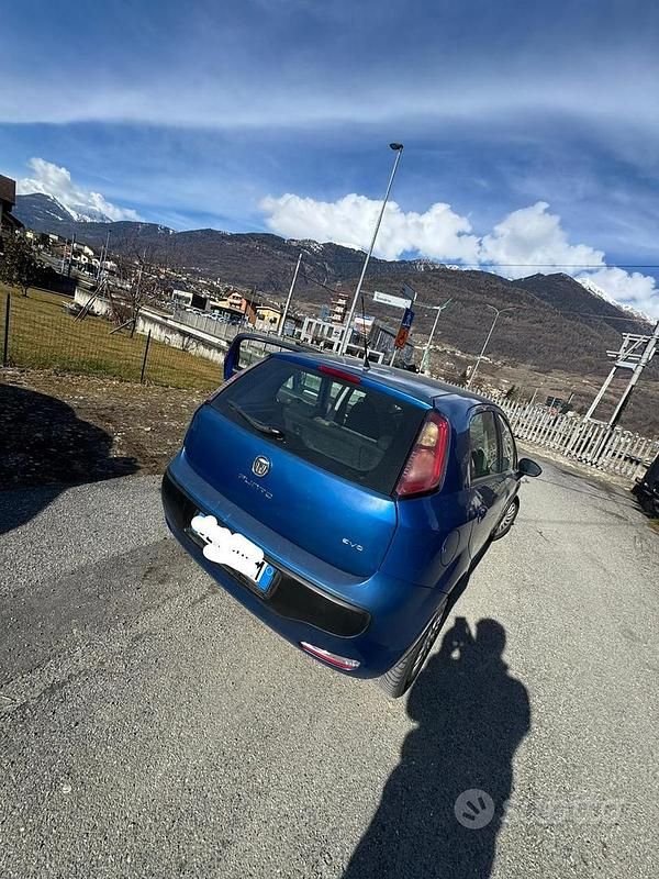 Usata Fiat Punto Evo 2009 Blu Utilitaria