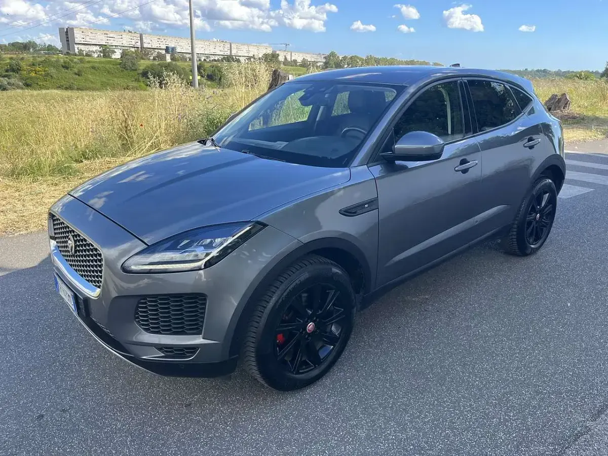 Usata Jaguar E-Pace 150 CV (110 kW) 2018 Grigio SUV