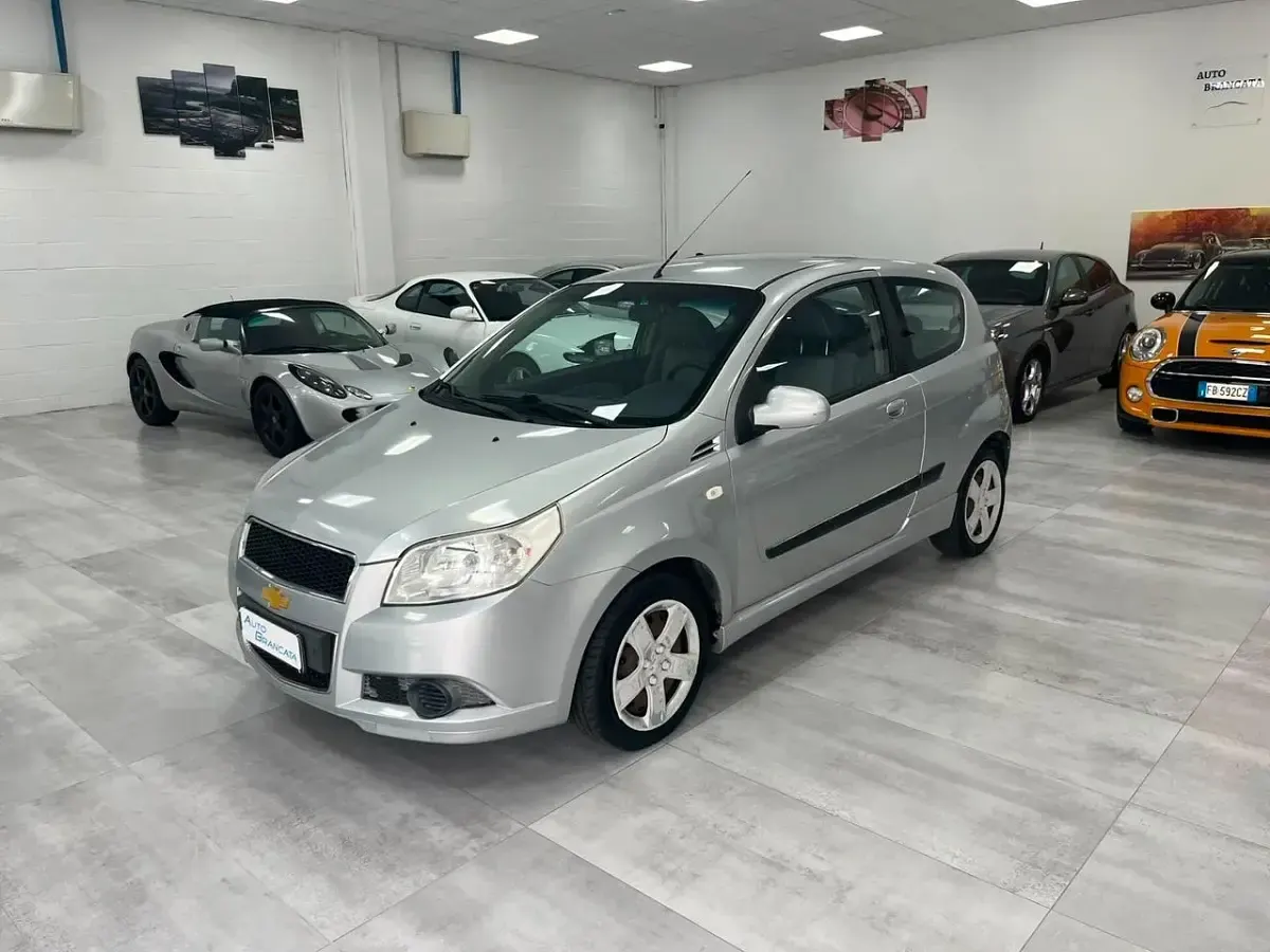 Usata Chevrolet Aveo 84 CV (61 kW) 2009 Berlina