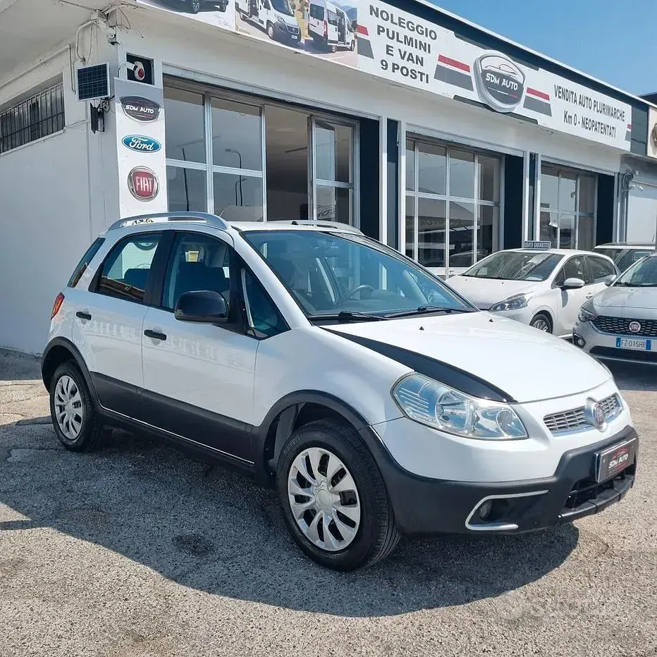 Usata Fiat Sedici 120 CV (88 kW) 2012 Bianco SUV