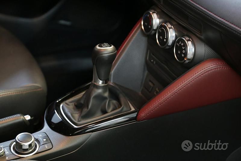 Usata Mazda CX-3 Edition 105 CV (77 kW) 2018 Rosso metallizzato SUV