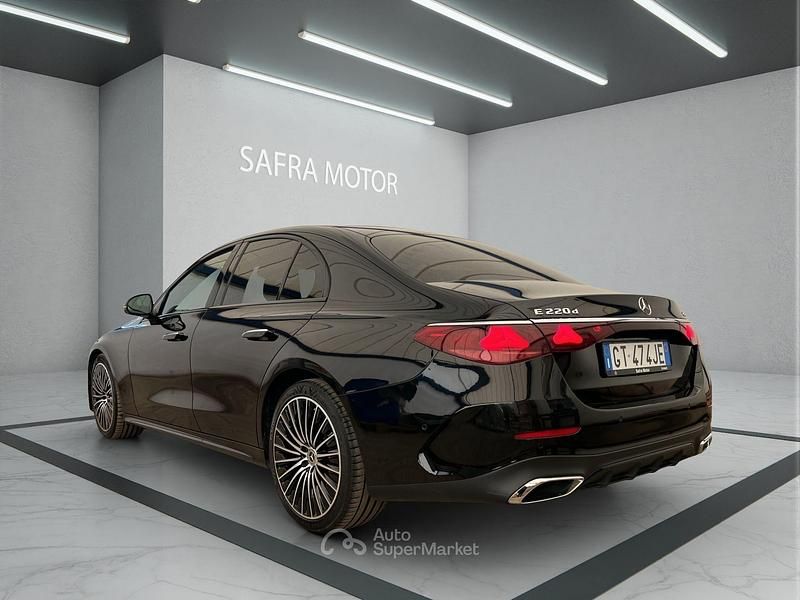 Usata Mercedes E220 Advanced Plus 197 CV (144 kW) 2024 Nero Berlina