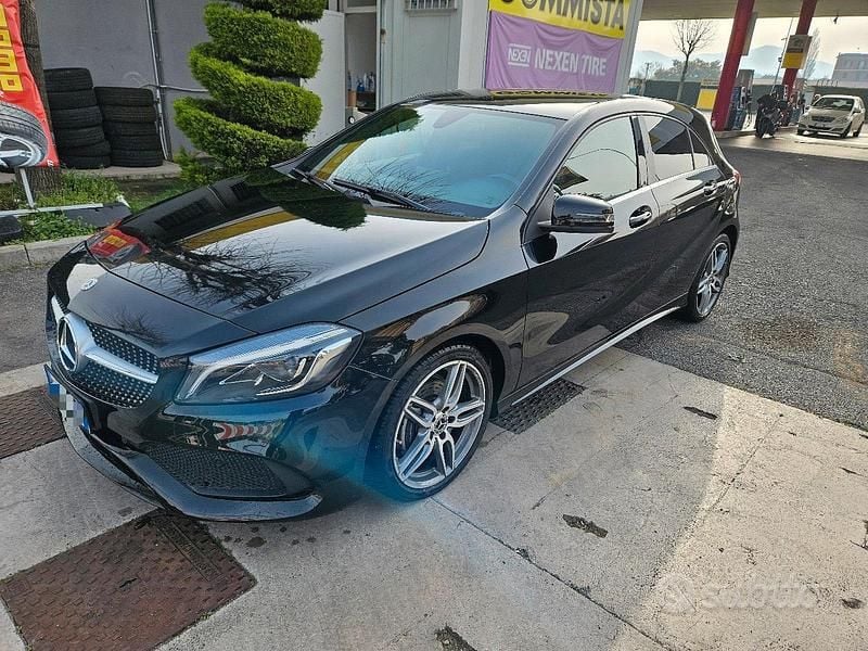 Usata Mercedes A180 Premium 109 CV (80 kW) 2018 Nero Berlina