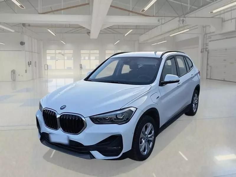 Bianco Usata 2021 BMW X1 Advantage SUV | 22.500 € (Buon prezzo) - Immagine 1/4