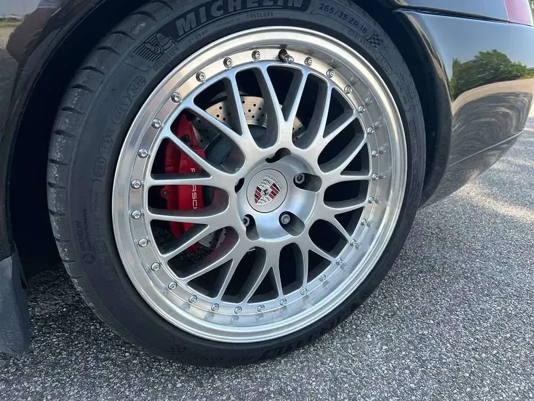 Usata Porsche 996 300 CV (220 kW) 1999 Nero Cabrio